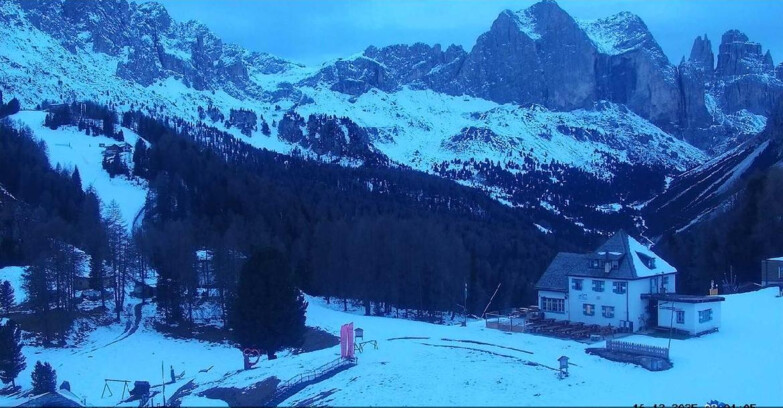 Webcam Vigo di Fassa-Pera-Ciampedìe - Vigo - Roda de Vael