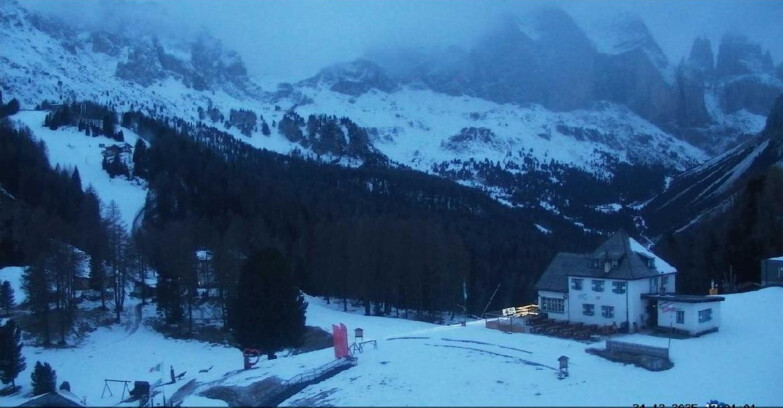 Webcam Vigo di Fassa-Pera-Ciampedìe - Vigo - Roda de Vael