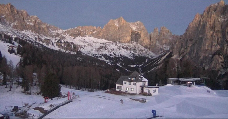 Webcam Vigo di Fassa-Pera-Ciampedìe - Vigo - Roda de Vael