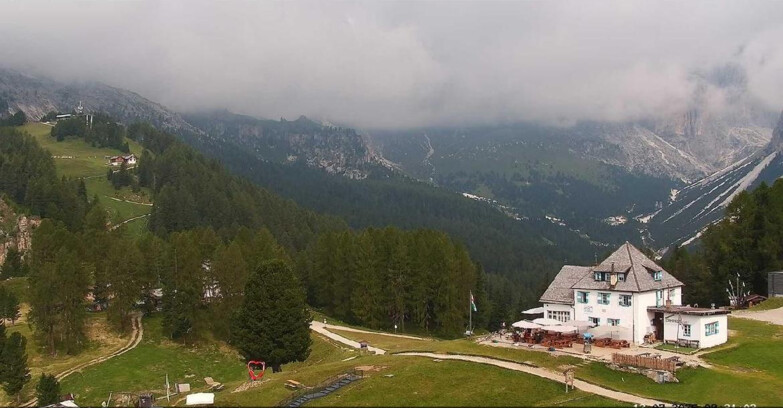 Webcam Vigo di Fassa-Pera-Ciampedìe - Vigo - Roda de Vael