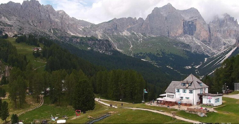 Webcam Vigo di Fassa-Pera-Ciampedìe - Vigo - Roda de Vael