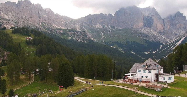 Webcam Vigo di Fassa-Pera-Ciampedìe - Vigo - Roda de Vael