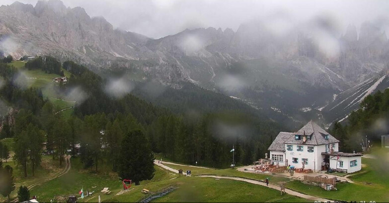 Webcam Vigo di Fassa-Pera-Ciampedie - Vigo - Roda de Vael