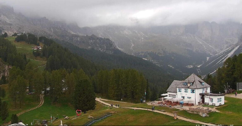 Webcam Vigo di Fassa-Pera-Ciampedìe - Vigo - Roda de Vael