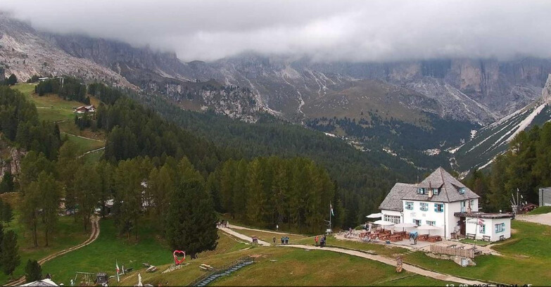 Webcam Vigo di Fassa-Pera-Ciampedìe - Vigo - Roda de Vael