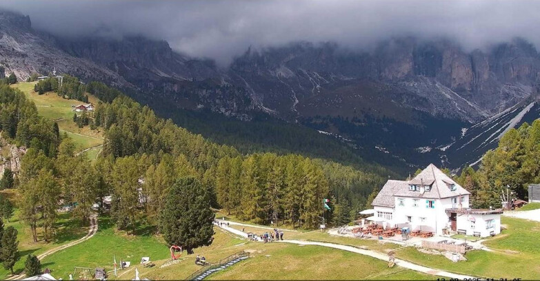 Webcam Vigo di Fassa-Pera-Ciampedìe - Vigo - Roda de Vael