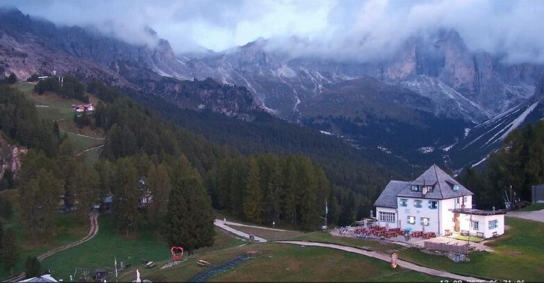 Webcam Vigo di Fassa-Pera-Ciampedìe - Vigo - Roda de Vael