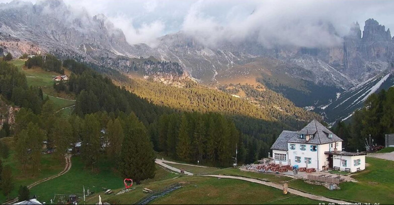 Webcam Vigo di Fassa-Pera-Ciampedìe - Vigo - Roda de Vael