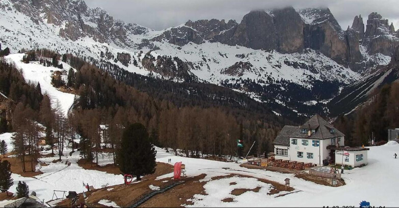 Webcam Vigo di Fassa-Pera-Ciampedìe - Vigo - Roda de Vael