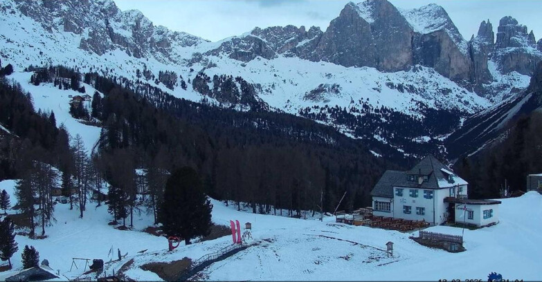 Webcam Vigo di Fassa-Pera-Ciampedìe - Vigo - Roda de Vael