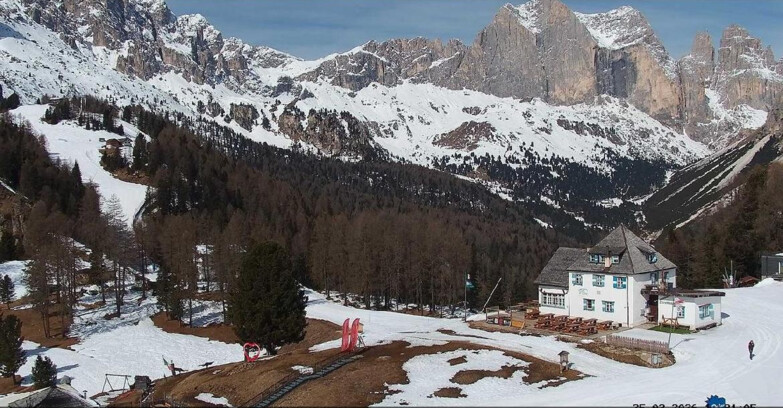 Webcam Vigo di Fassa-Pera-Ciampedìe - Vigo - Roda de Vael