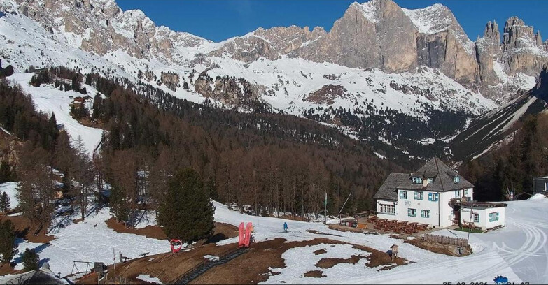 Webcam Vigo di Fassa-Pera-Ciampedìe - Vigo - Roda de Vael