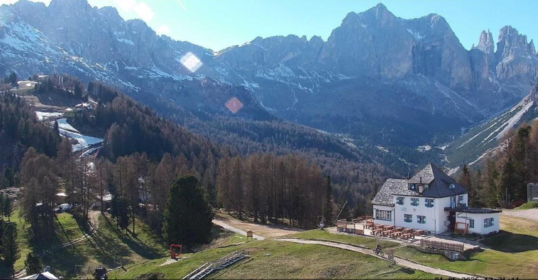 Webcam Vigo di Fassa-Pera-Ciampedìe - Vigo - Roda de Vael -Dolomiti di Fassa