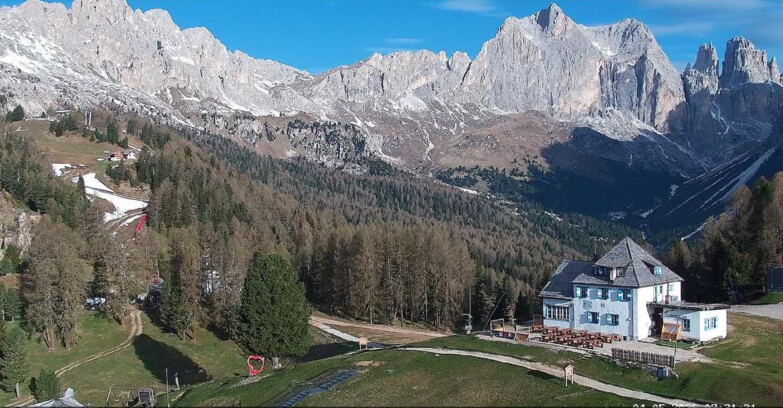 Webcam Vigo di Fassa-Pera-Ciampedìe - Vigo - Roda de Vael