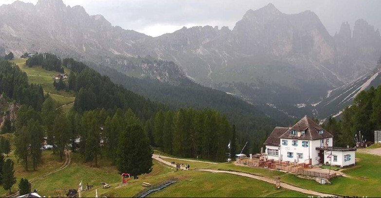 Webcam Vigo di Fassa-Pera-Ciampedìe - Vigo - Roda de Vael