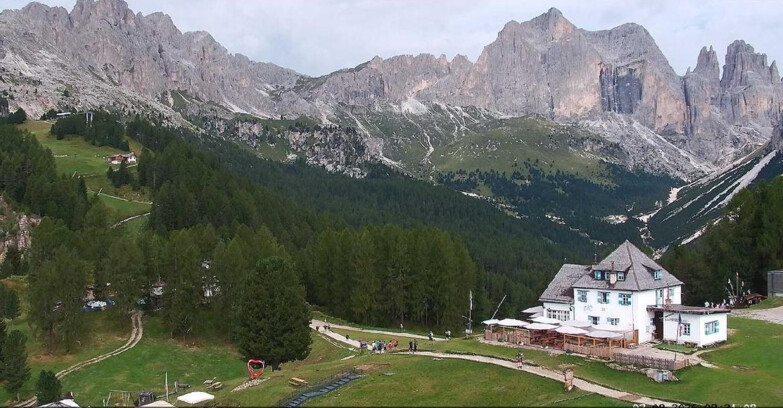 Webcam Vigo di Fassa-Pera-Ciampedìe - Vigo - Roda de Vael