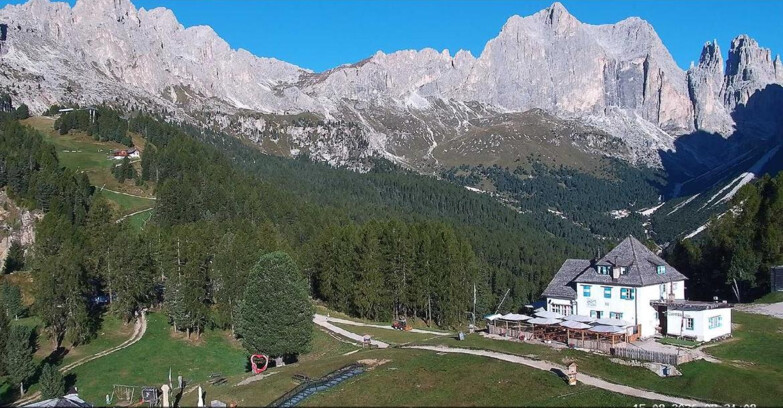 Webcam Vigo di Fassa-Pera-Ciampedìe - Vigo - Roda de Vael