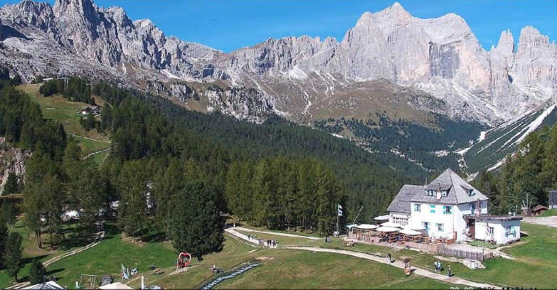 Webcam Vigo di Fassa-Pera-Ciampedìe - Vigo - Roda de Vael -Dolomiti di Fassa