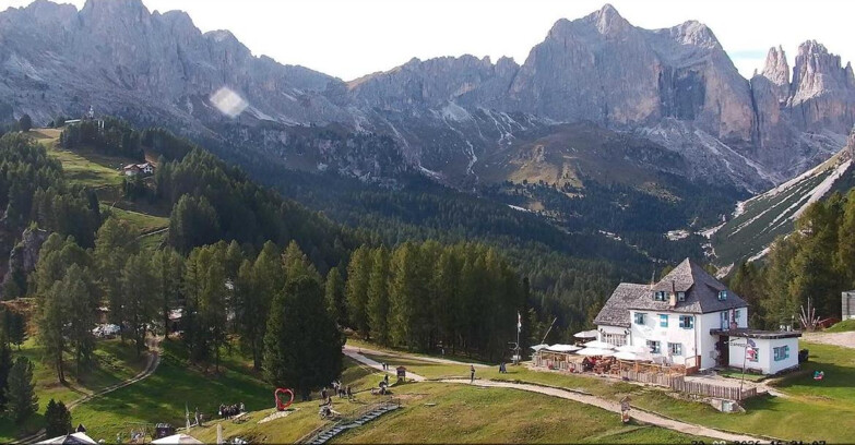 Webcam Vigo di Fassa-Pera-Ciampedìe - Vigo - Roda de Vael -Dolomiti di Fassa