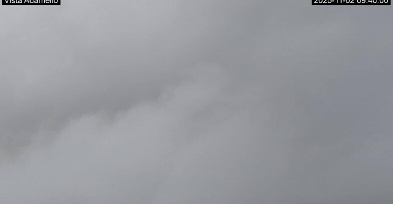 Webcam Ski area Lavarone - Vista su ghiacciaio Adamello