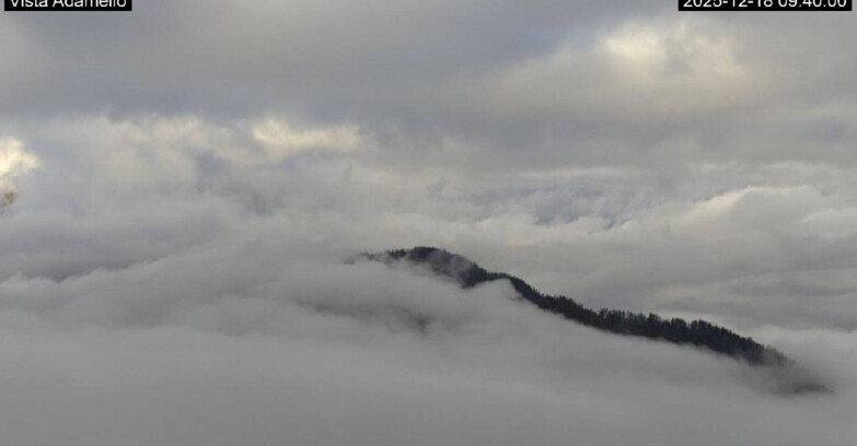 Webcam Lavarone - View on Ghiacciaio Adamello