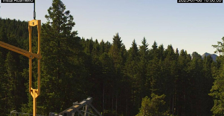 Webcam Лавароне  - View on Ghiacciaio Adamello