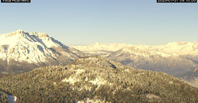 Webcam Лавароне  - View on Ghiacciaio Adamello