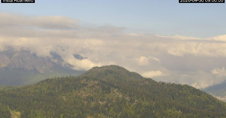 Webcam Lavarone - View on Ghiacciaio Adamello