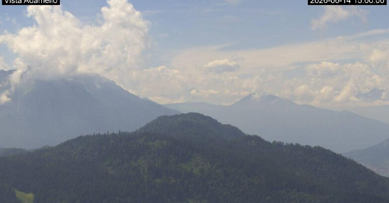 Webcam Lavarone - View on Ghiacciaio Adamello