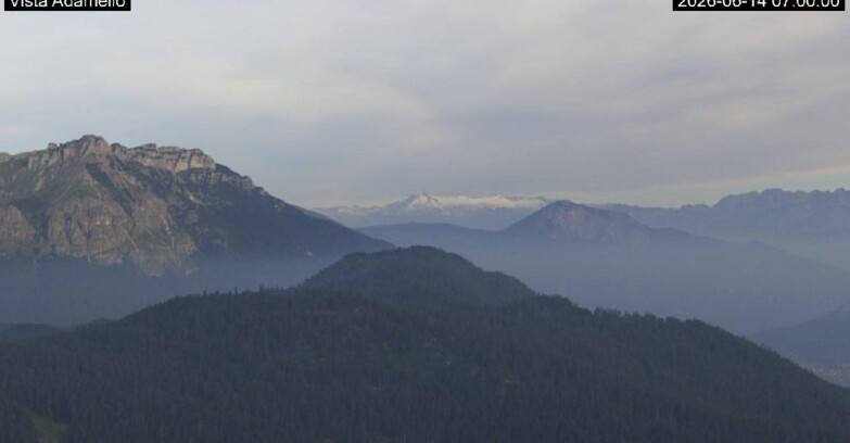 Webcam Lavarone - View on Ghiacciaio Adamello