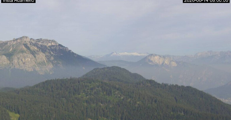Webcam Lavarone - View on Ghiacciaio Adamello