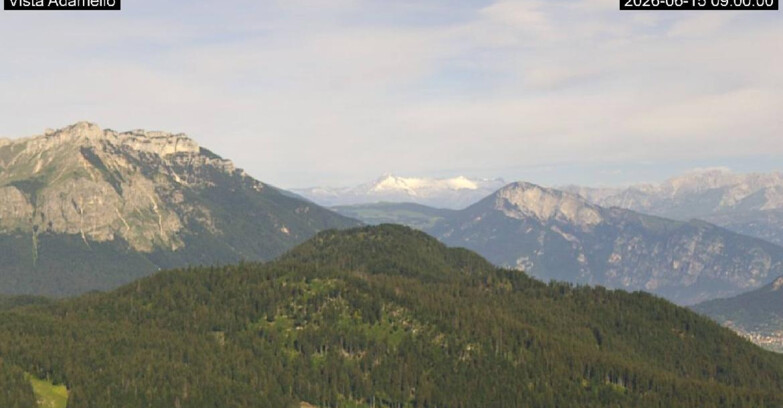 Webcam Lavarone - View on Ghiacciaio Adamello