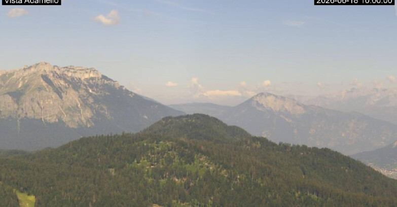 Webcam Lavarone - View on Ghiacciaio Adamello