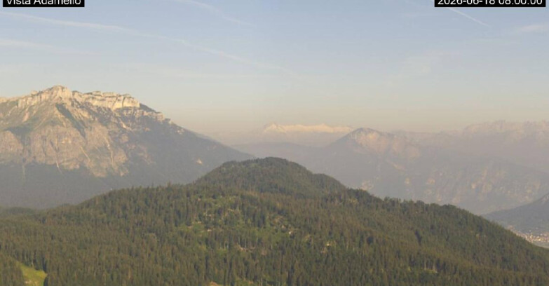 Webcam Lavarone - View on Ghiacciaio Adamello