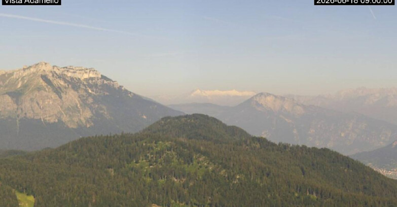 Webcam Lavarone - View on Ghiacciaio Adamello