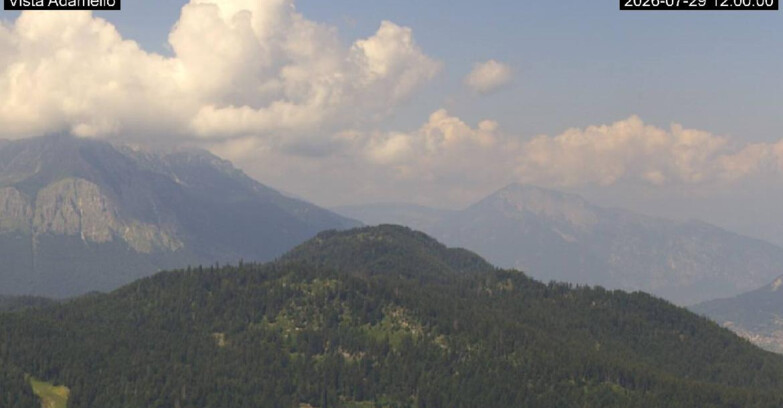 Webcam Lavarone - View on Ghiacciaio Adamello