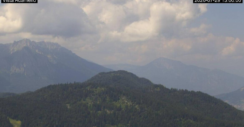 Webcam Lavarone - View on Ghiacciaio Adamello