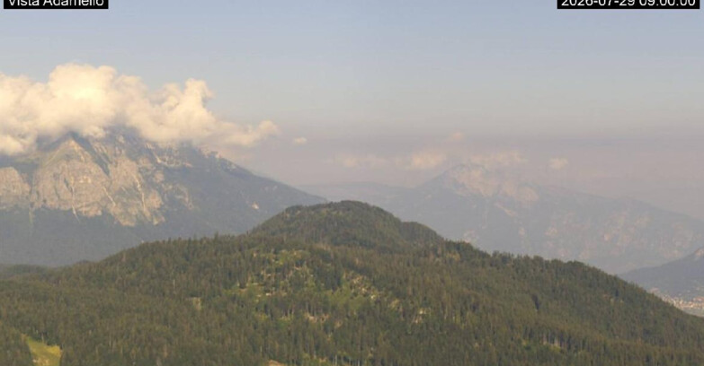 Webcam Lavarone - View on Ghiacciaio Adamello