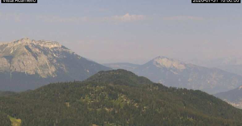 Webcam Lavarone - View on Ghiacciaio Adamello