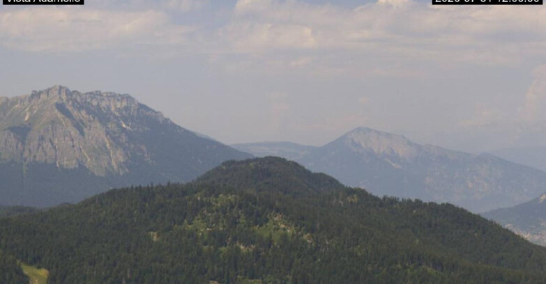 Webcam Lavarone - View on Ghiacciaio Adamello
