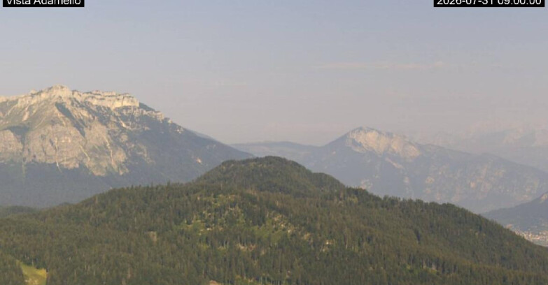 Webcam Lavarone - View on Ghiacciaio Adamello