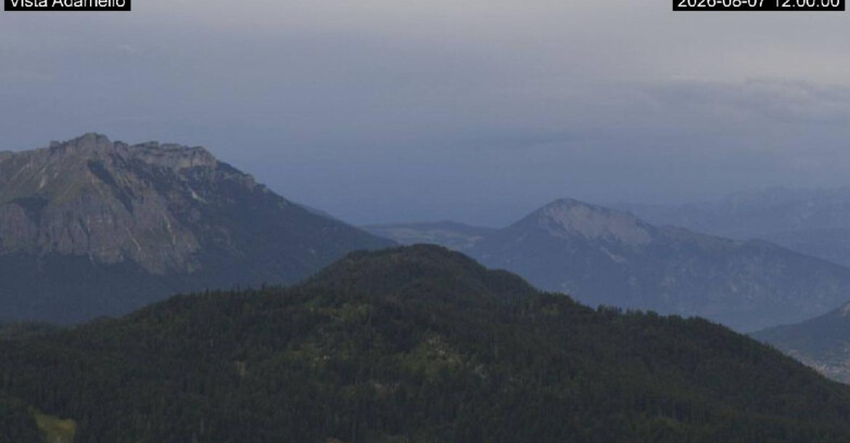 Webcam Lavarone Skigegiet - View on Ghiacciaio Adamello
