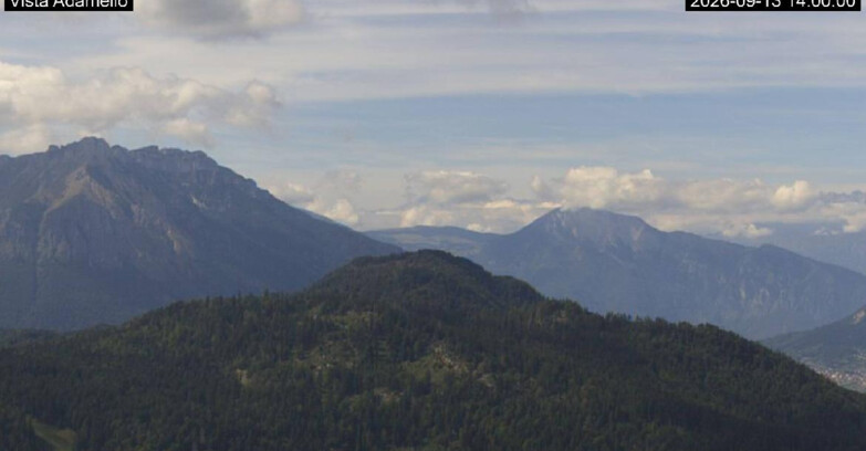 Webcam Lavarone - View on Ghiacciaio Adamello