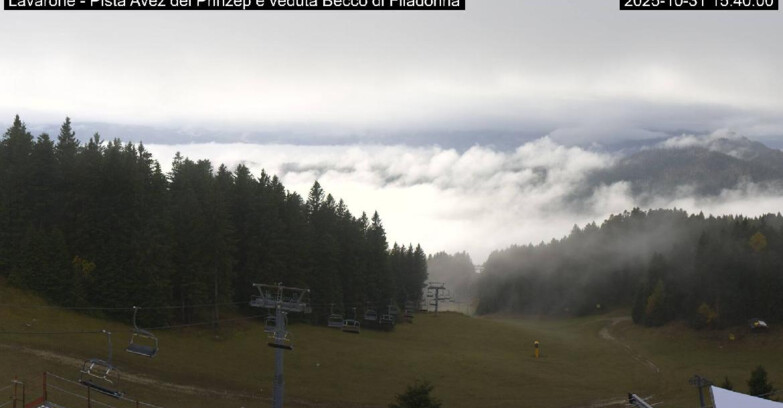 Webcam Lavarone Skigegiet - Pista Avez- seggiovia Lagh.