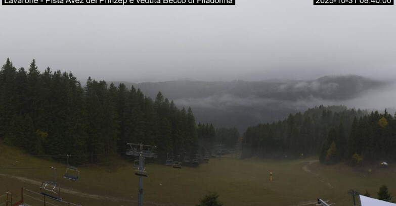 Webcam Lavarone Skigegiet - Pista Avez- seggiovia Lagh.