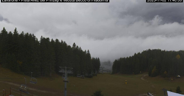 Webcam Ski area Lavarone - Pista Avez- seggiovia Lagh.