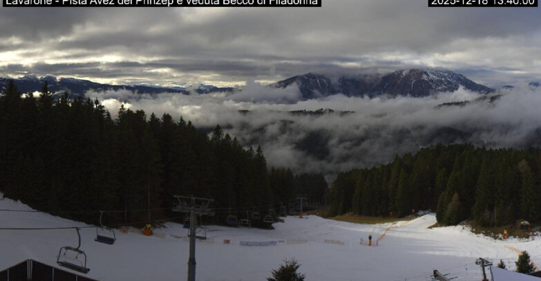 Webcam Lavarone - Pista Avez- seggiovia Lagh.
