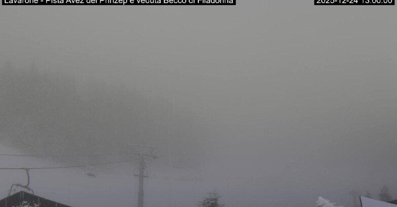 Webcam Ski area Lavarone - Pista Avez- seggiovia Lagh.
