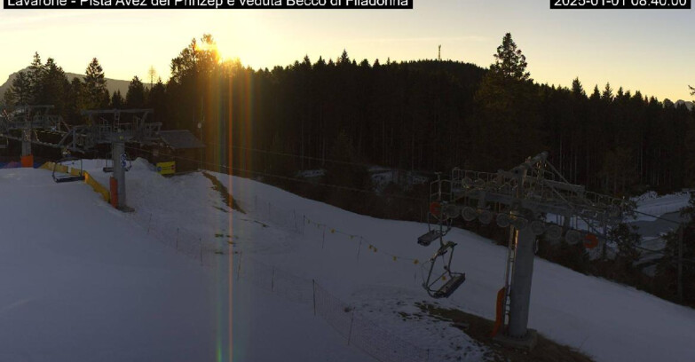 Webcam Lavarone Skigegiet - Pista Avez- seggiovia Lagh.