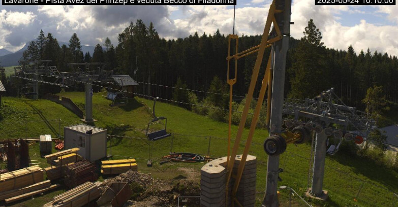Webcam Lavarone - Pista Avez- seggiovia Lagh.